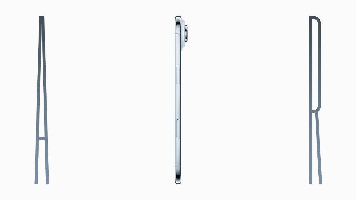 Apple iPhone Air hero 250909