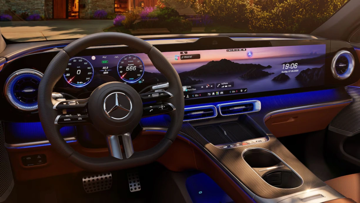 Mercedes GLC EQ 2026 AI chatgpt gemini.webp
