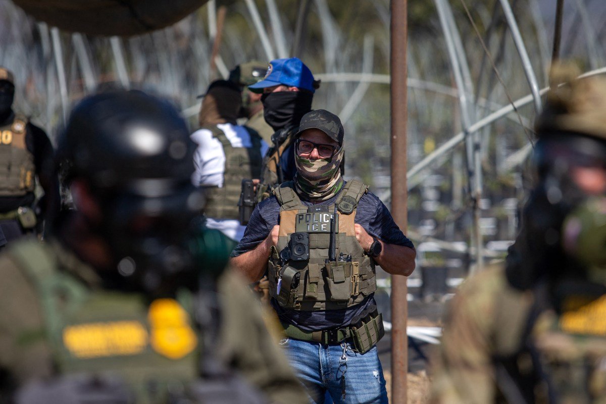 Immigration and Customs Enforcement ICE agents