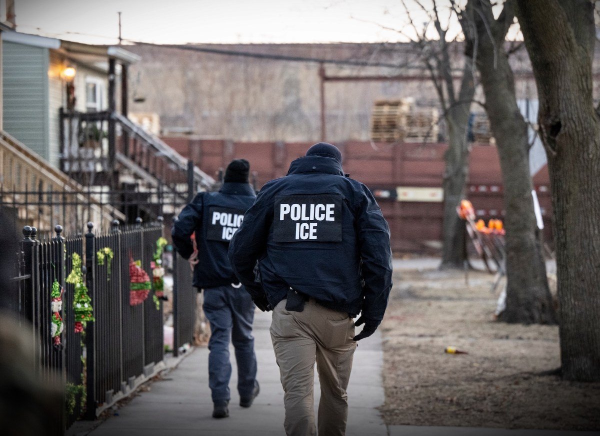 ice raids chicago 2195569552