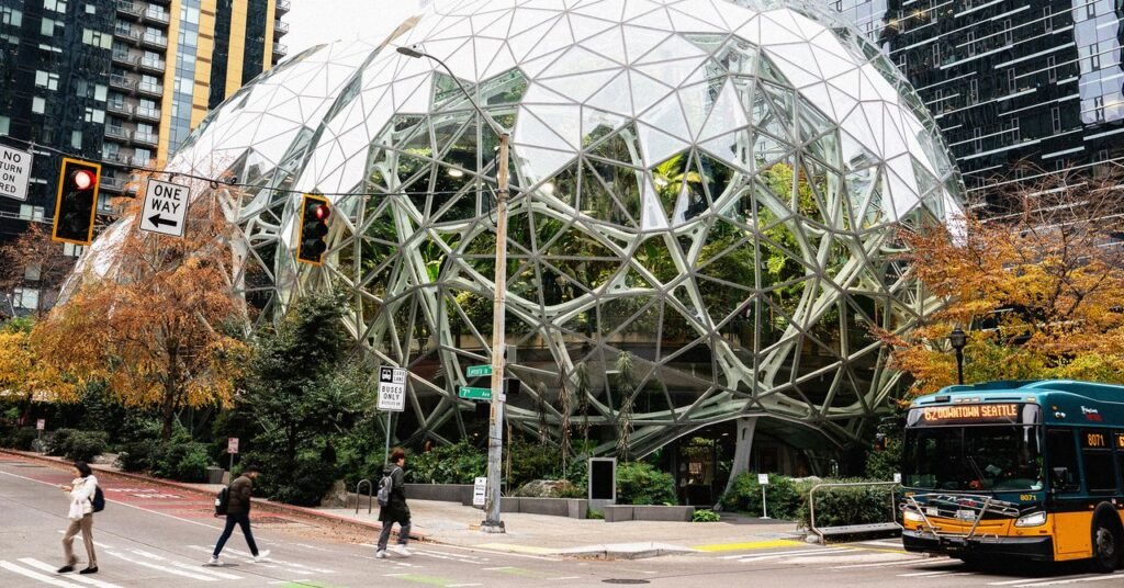 Amazon Employees Sign Letter Objecting to Company Use of AI Business 2243392135