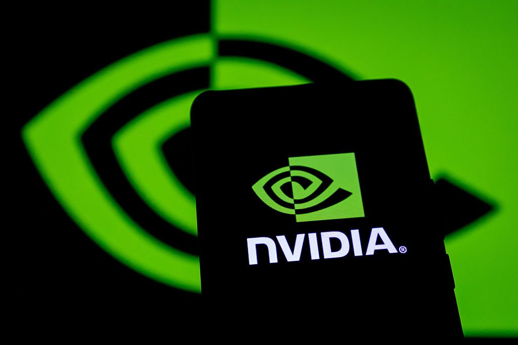 The US imposes 25% tariff on Nvidia’s H200 AI chips headed to China GettyImages 2216028442