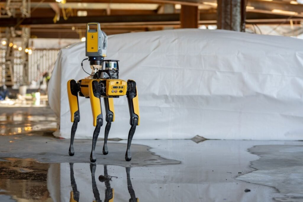 boston dynamics spot equipped with velodyne lidar